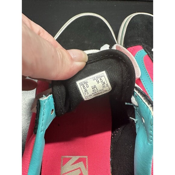 Vans Skateboarding Shoes -US  M 8.0 W Size 9.5 -Off the Wall Pink Blue Black - Picture 3 of 5